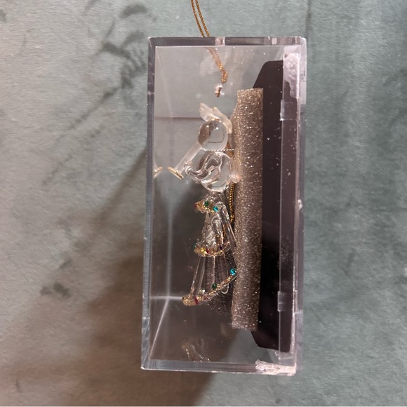 Vintage 3” spun glass ornament - ANGEL BLOWING TRUMPET - Picture 3 of 4